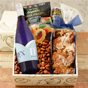 Kosher Certified Gift Box with Myx Moscato wine, chocolate Babka Cake and more