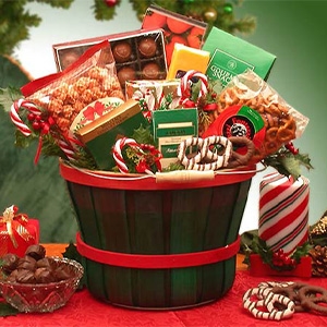 Holiday Traditions Snack Gift Basket