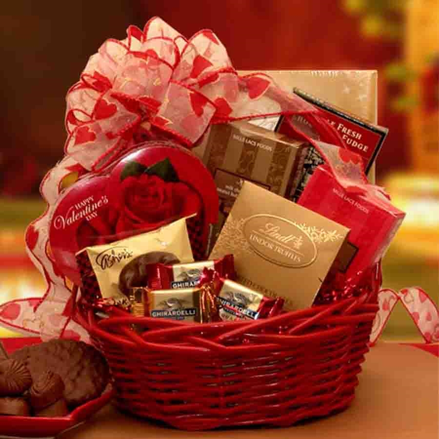 Chocolate Inspirations Valentine Gift Basket | Valentines ...