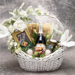 Gift Basket for Weddings, includes two champagne flutes, sparkling cider, candles and gourmet foods