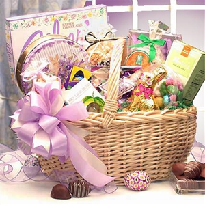 Deluxe Easter Gift Basket - Filled with traditional Favorites